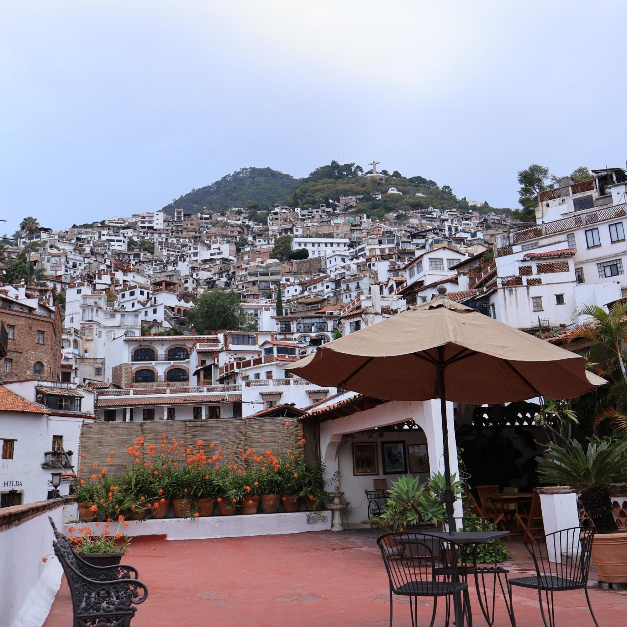 Hotel Los Arcos Taxco de Alarcon Εξωτερικό φωτογραφία