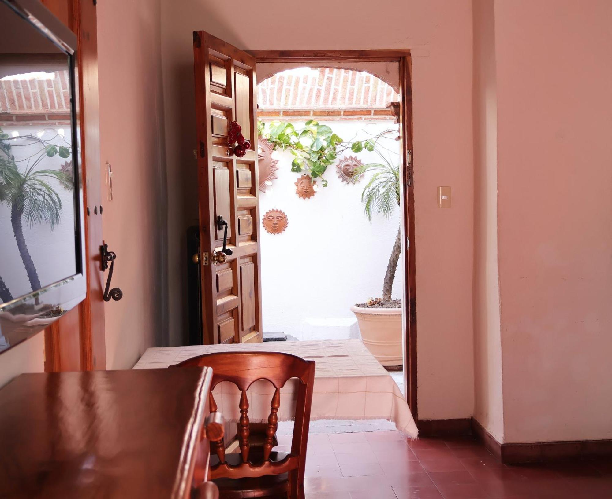 Hotel Los Arcos Taxco de Alarcon Εξωτερικό φωτογραφία