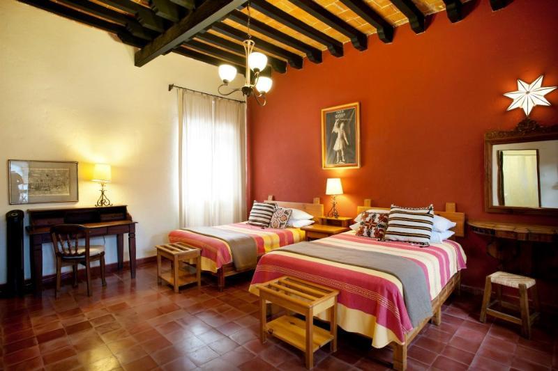 Hotel Los Arcos Taxco de Alarcon Εξωτερικό φωτογραφία
